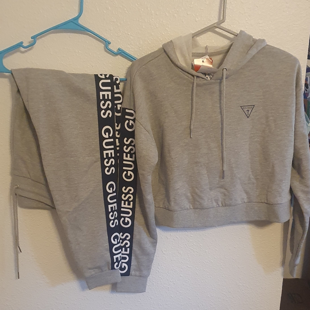 NWT Guess Sweat Outfit